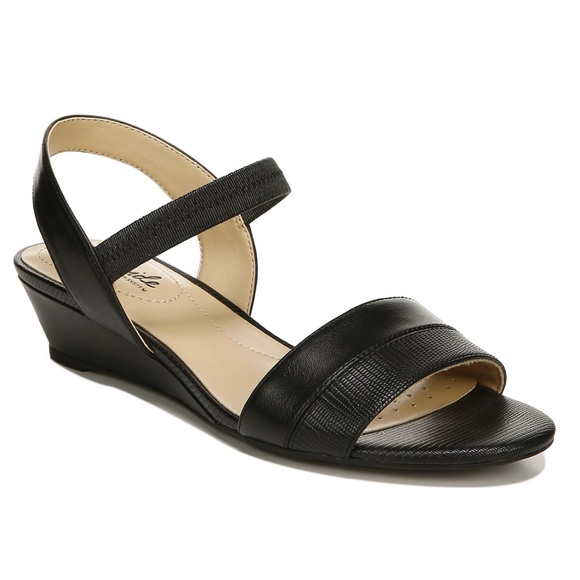 Life Stride 9 1/2 w black. New never worn. - Picture 1 of 4